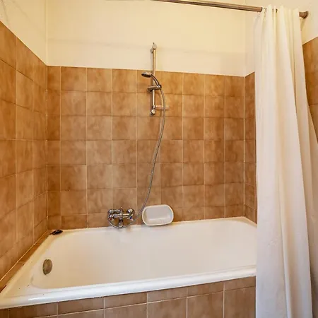 Hubertus Ap 1 - Апартаменты